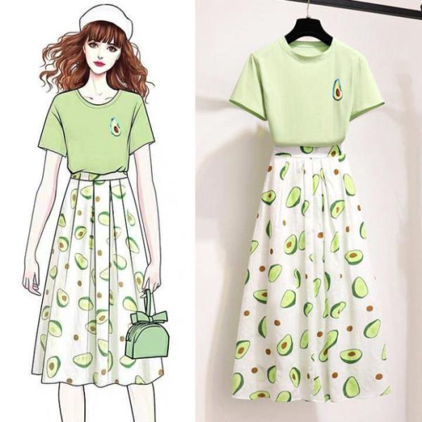 Set Áo Thun In Hình Quả Bơ + Chân Váy Lưng Cao Xếp Ly Xinh Xắn Cho Nữ