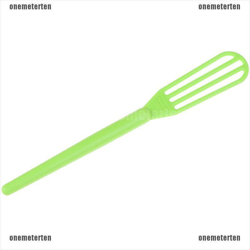 1 cây khuấy thuốc nhuộm tóc