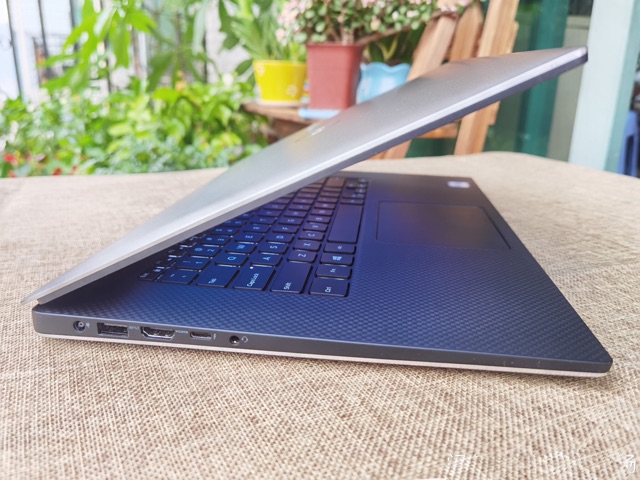 Laptop máy trạm Dell Precision M5510 Core i7-6820HQ, 16gb Ram, 256gb SSD, VGA Quadro M1000M, 15.7inch Full HD IPS | BigBuy360 - bigbuy360.vn
