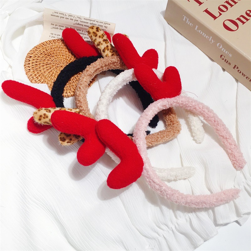 Băng Đô Cài Tóc Hình Sừng Hươu Dễ Thương Cho Nữ