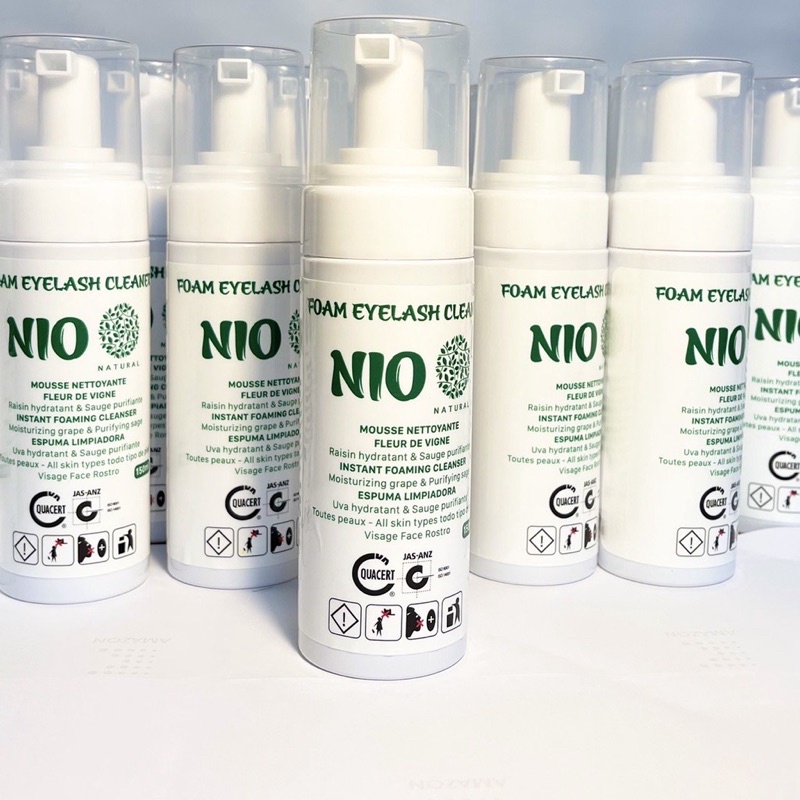 Nước vệ sinh mi, tạo bọt ,không cay NIO (chai lớn 150ml)