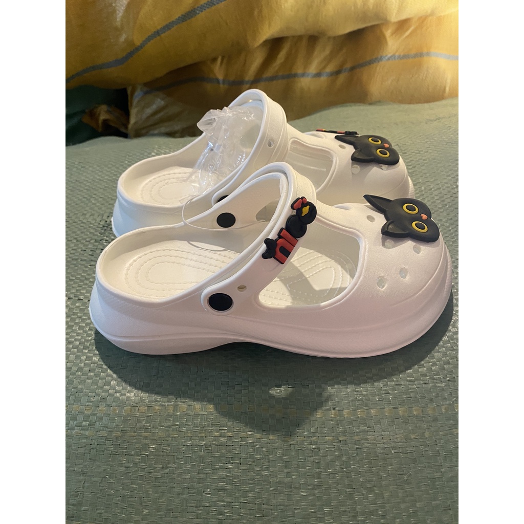 Dép ulzzang khoét 2 bên độn đế Cross nữ đế 5cm siêu nhẹ kèm Sticker mèo - dép bánh mì nữ hot trend 2022