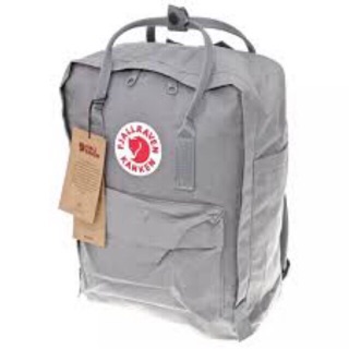 Balo Kanken ghi nhạt