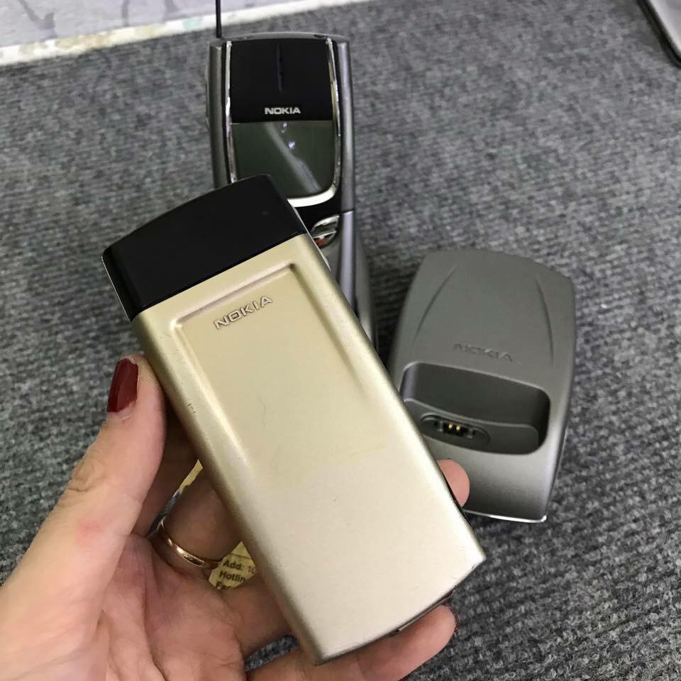 Điện thoại Nokia 8850 classic chính hãng tồn kho mới 99%