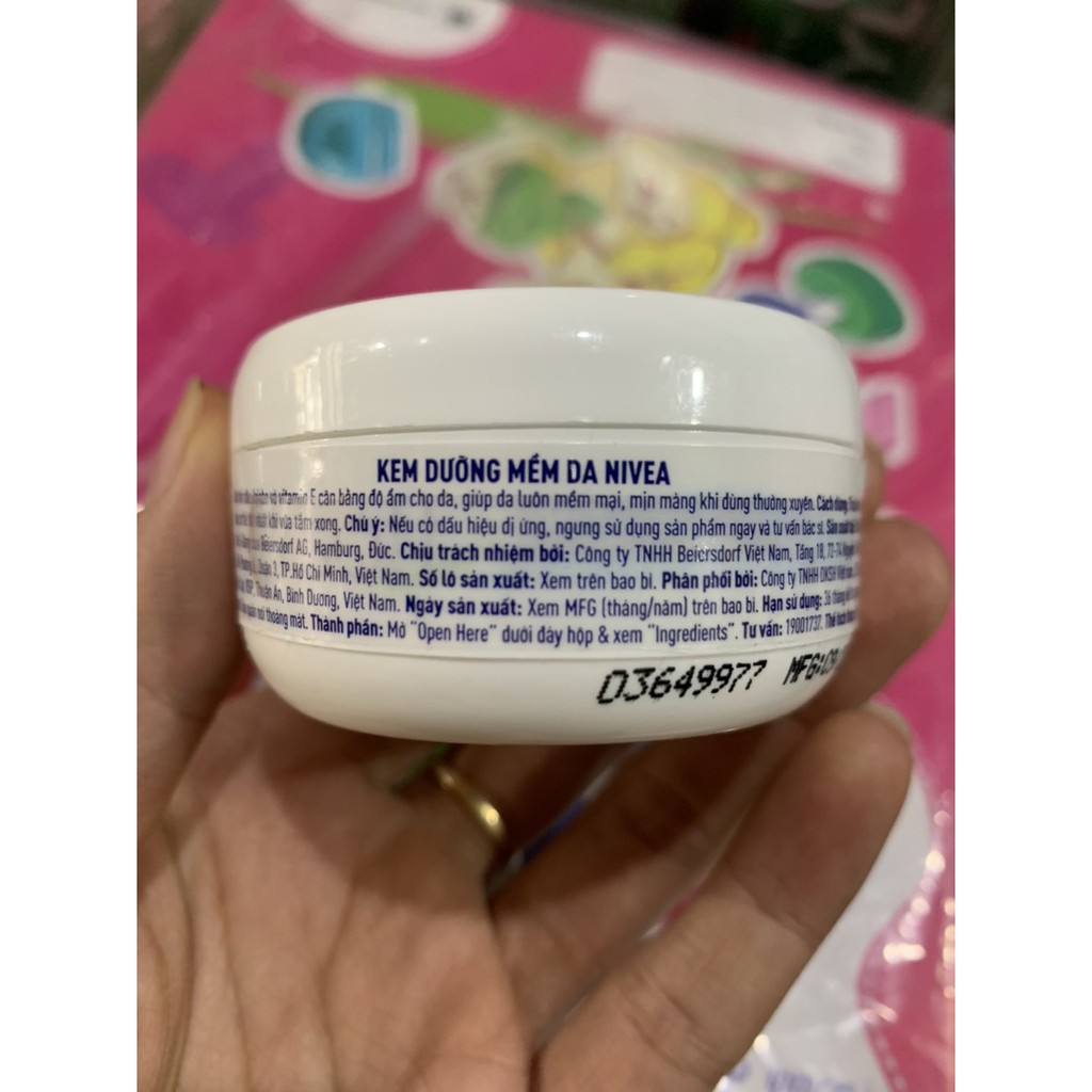 Kem dưỡng da mặt và toàn thân chống nẻ Nivea Soft 50ml