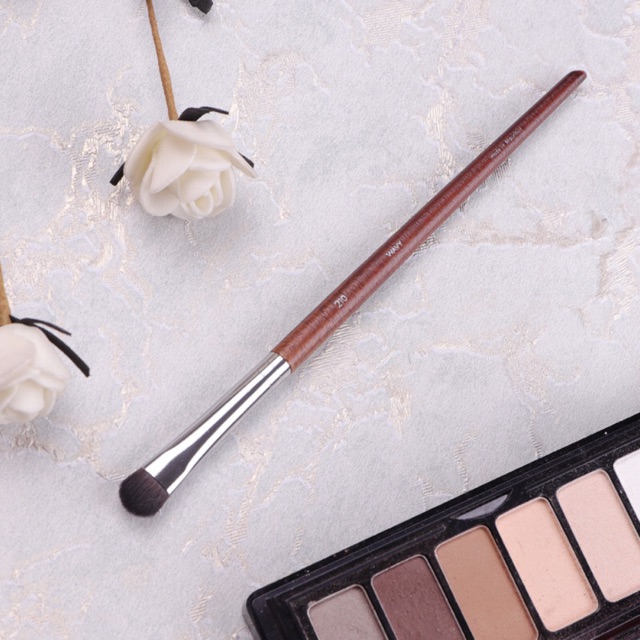 Cọ lẻ trang điểm cô dâu (mã CLE03)