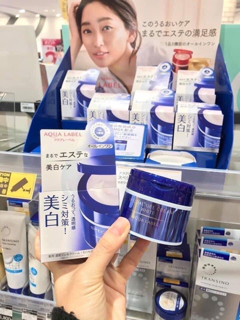 Kem dưỡng da ban đêm Aqualabel Shiseido