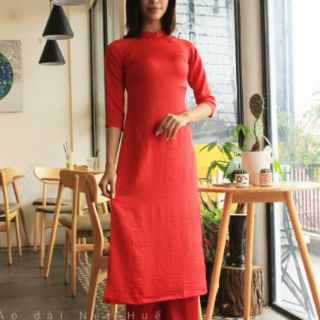 Áo dài lụa nhung dáng cách tân