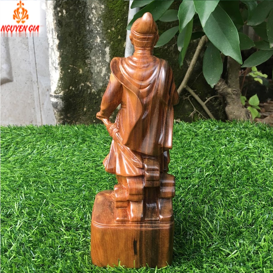 Tượng trần hưng đạo hưng đạo vương trần quốc tuấn bằng gỗ bách cao 20 cm giúp trấn trạch hóa hung mang lại sự phát trển