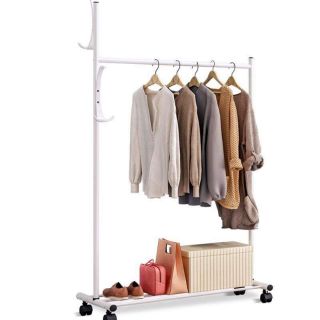 Giá treo sắt có bánh xe