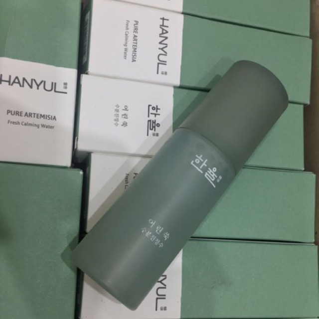 Xịt khoáng ngải cứu Hanyul