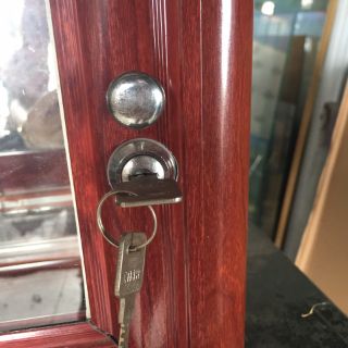 Tủ thuốc y tế(18*30*35)