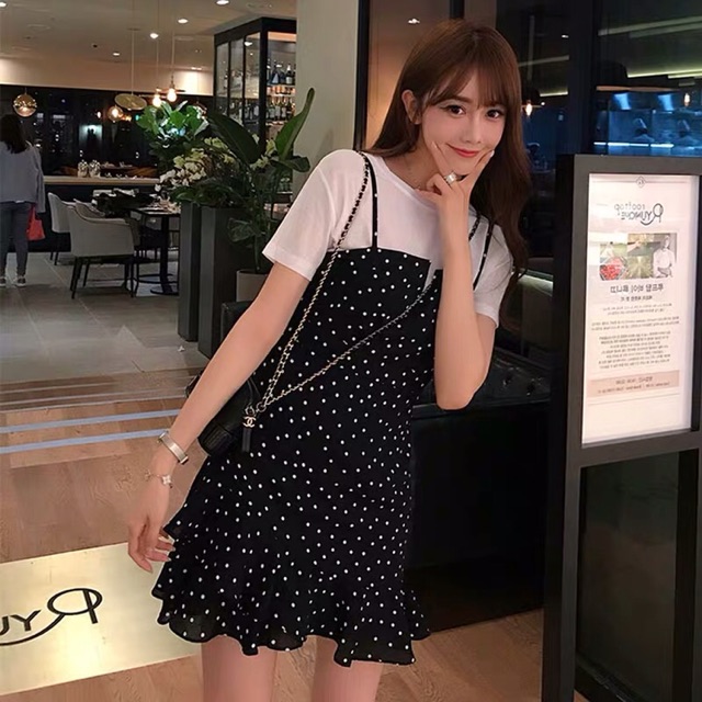 Set váy hai dây + phông trắng