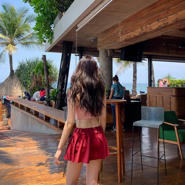 Bikini nhún bèo váy xòe hồng ngọt ngào