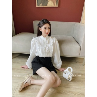 Sơmi thô viền bèo li ngực C'est la vie