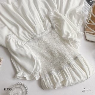 Váy trắng cổ vuông tay cộc thân a dài basic