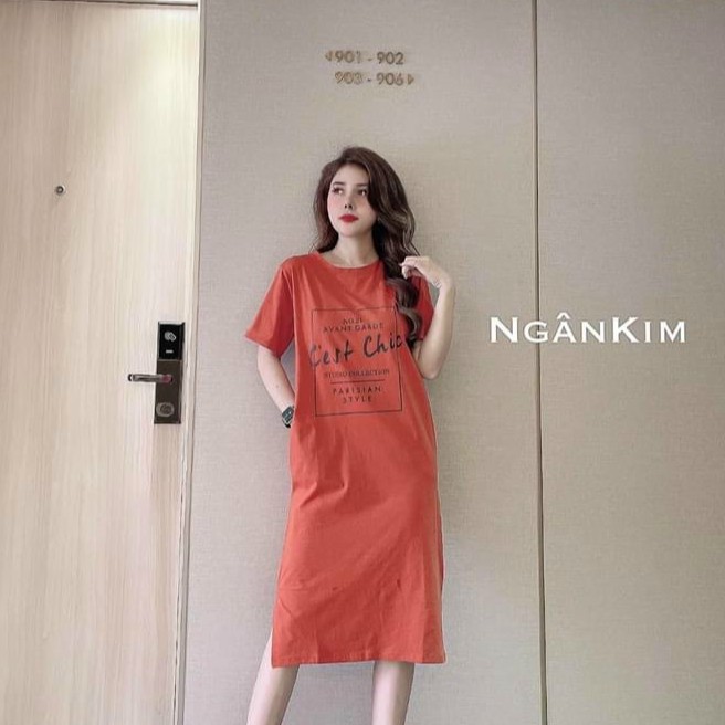 [ Mã FAMAYWA2 giảm 10K đơn 50K] váy thun suông cộc tay dáng dài xẻ tà in chữ cest chic cá tính