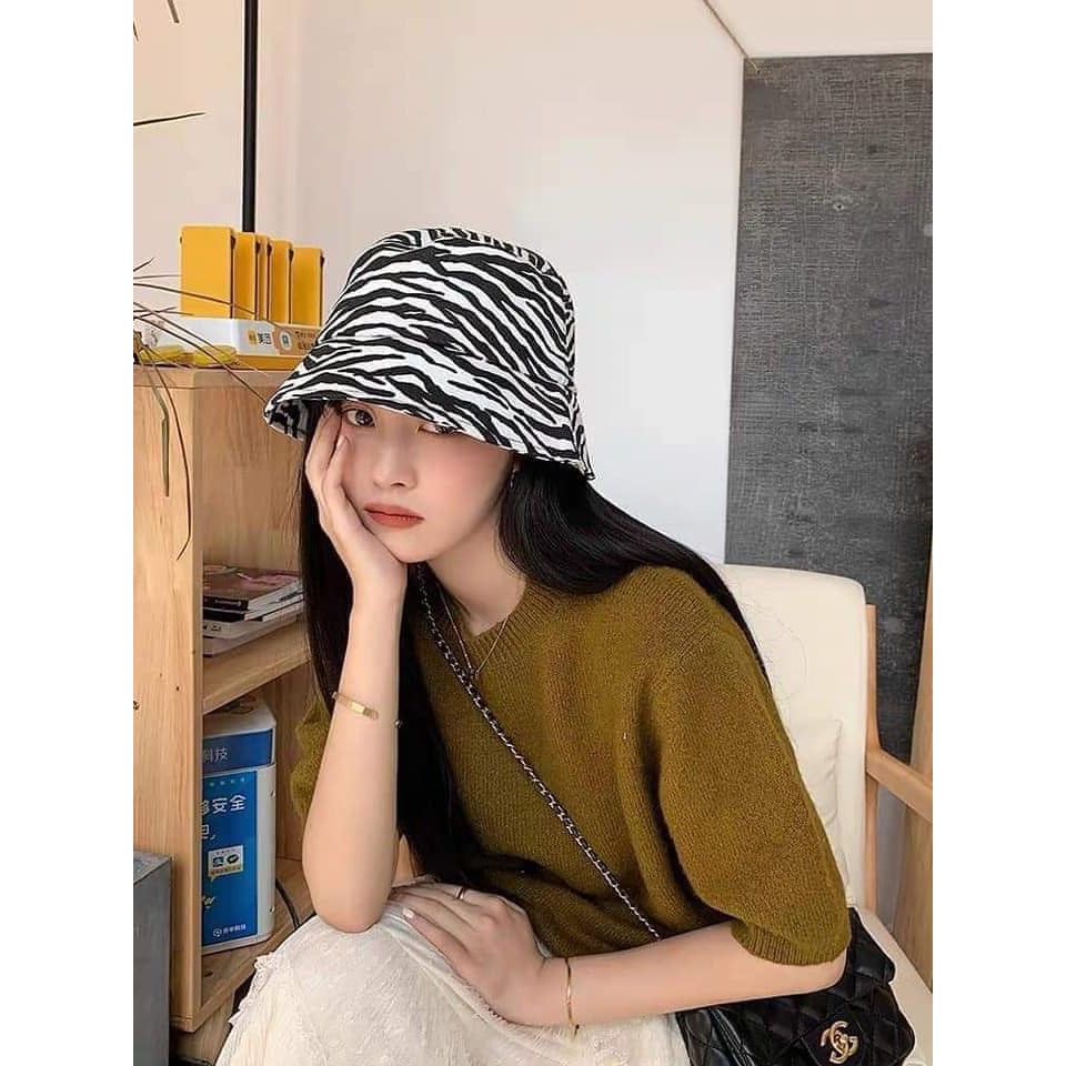 Mũ Ngựa Vằn Bò Sữa Unisex  Mũ vành tròn tai bèo, bucket màu loang trắng đen nam nữ Ulzzang C129b