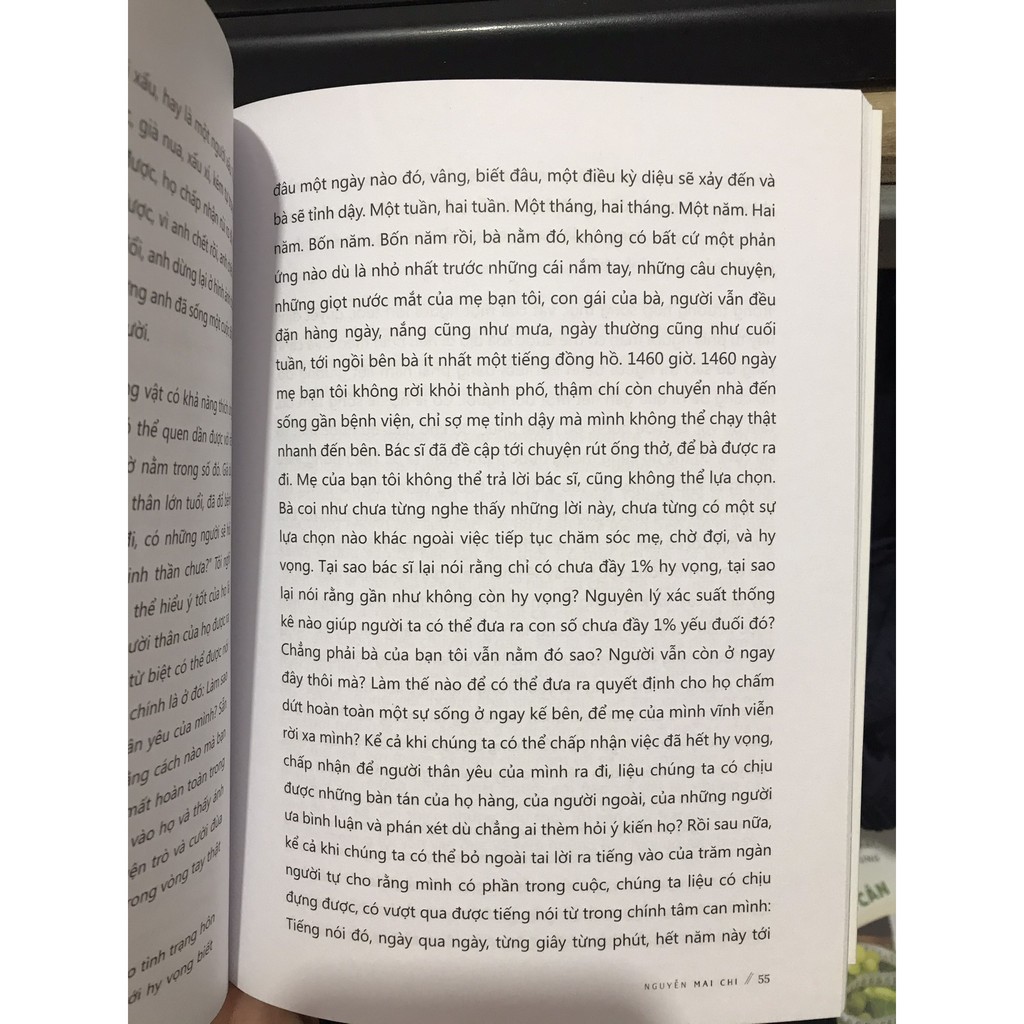 Sách - Những tọa độ song song