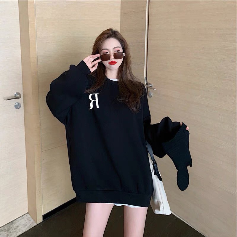 Áo Nỉ Sweater in R, Nam Nữ Unisex Form Rộng Dài Tay, Chất Nỉ 100% Cotton, 2 Màu Trắng Đen - Áo Sweater Form Rộng Unisex | BigBuy360 - bigbuy360.vn