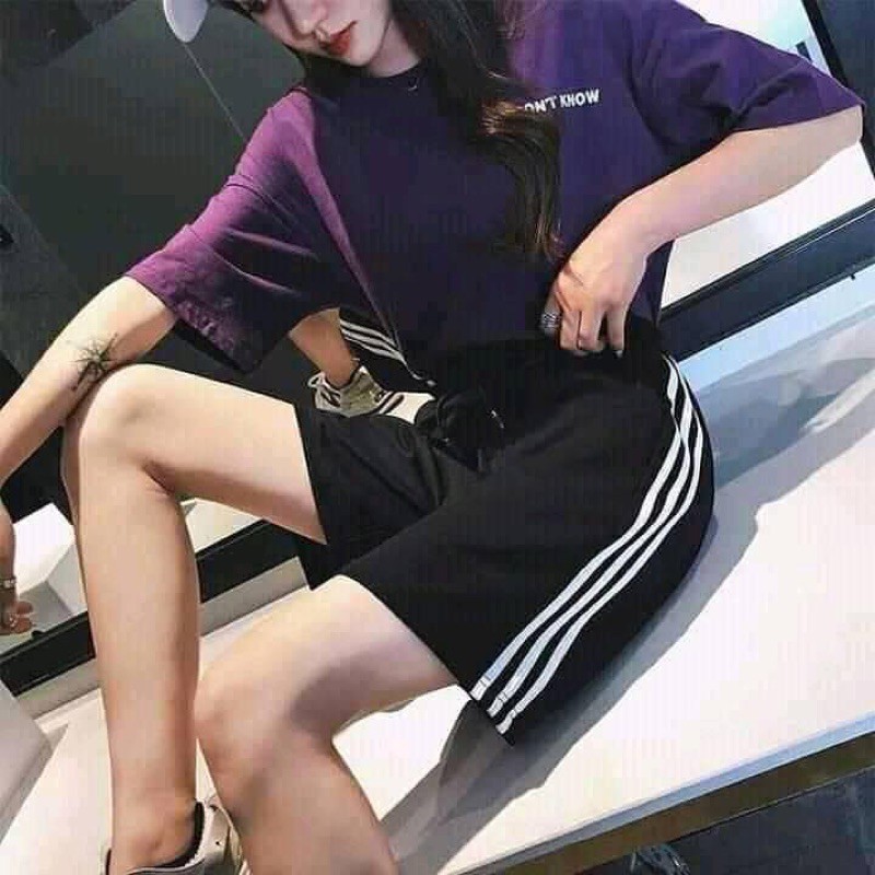 [Mã FAMAYWA giảm 10K đơn 50K] Quần Đùi 3 sọc nữ | BigBuy360 - bigbuy360.vn