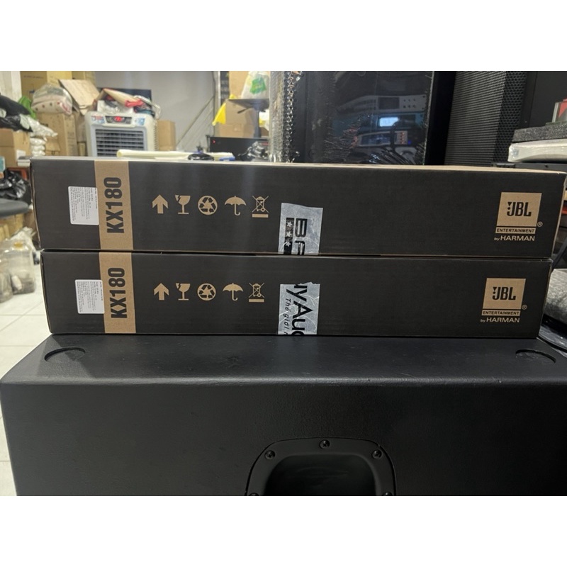 Vang số JBL KX180A