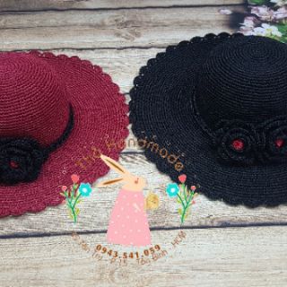 Nón rộng vành đi biển