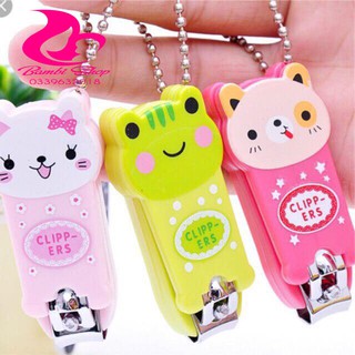 Bấm móng tay nhỏ có móc treo