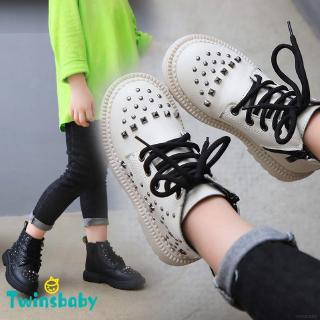 Giày bốt cổ cao viền đinh tán cho bé