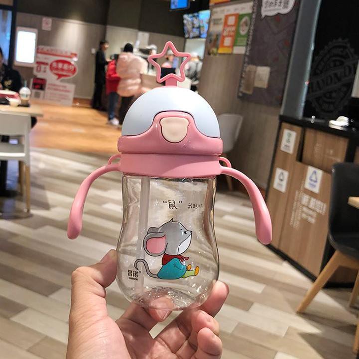Bình Uống Nước 380ml Có Tay Cầm Và Ống Hút Chống Tràn Họa Tiết Hoạt Hình Cho Bé