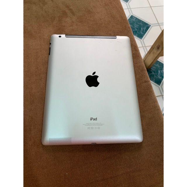 [Giá siêu tốt] IPad 4 sử dụng sim 4G và wifi 32GB màu trắng | BigBuy360 - bigbuy360.vn