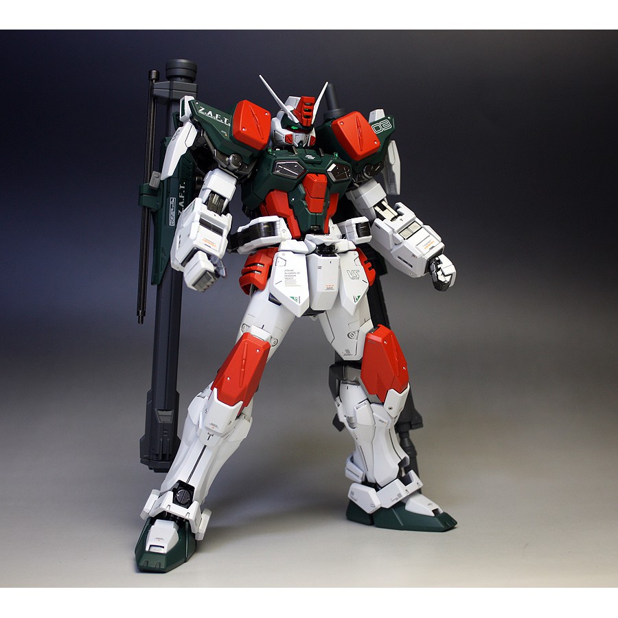 Mô hình lắp ráp MG 1/100 Gundam Buster Bandai