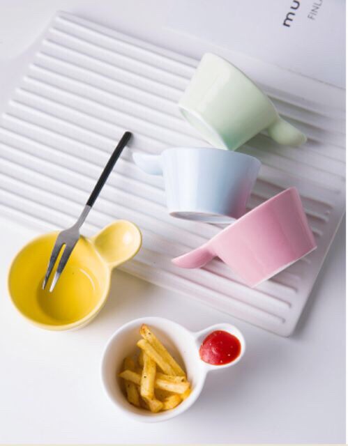 Bát sứ hình gáo tay ngắn cho bé ăn dặm kiểu nhật