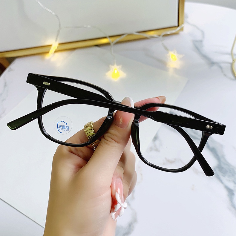Kính Cận Thị Chống Ánh Sáng Xanh Cho Nam Và Nữ