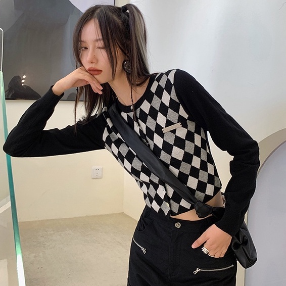 【ZHELIHANGFEI】Áo Cardigan Dệt Kim Tay Dài Eo Cao Đính Đá Trẻ Trung Quyến Rũ Dành Cho Nữ