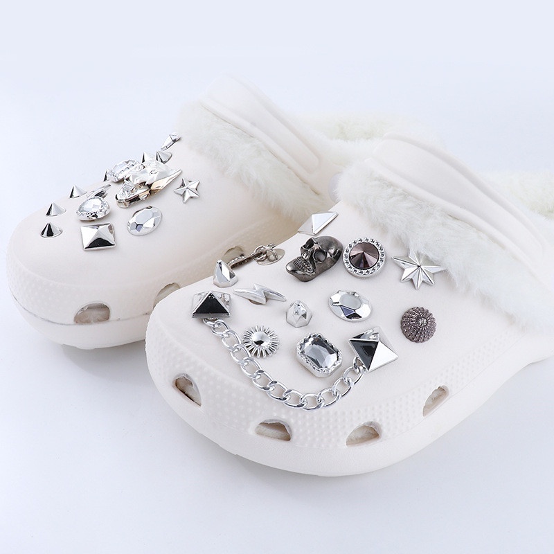 Charms Phụ Kiện Khóa Giày Crocs Hình Hoa Bướm Phong Cách Punk DIY
