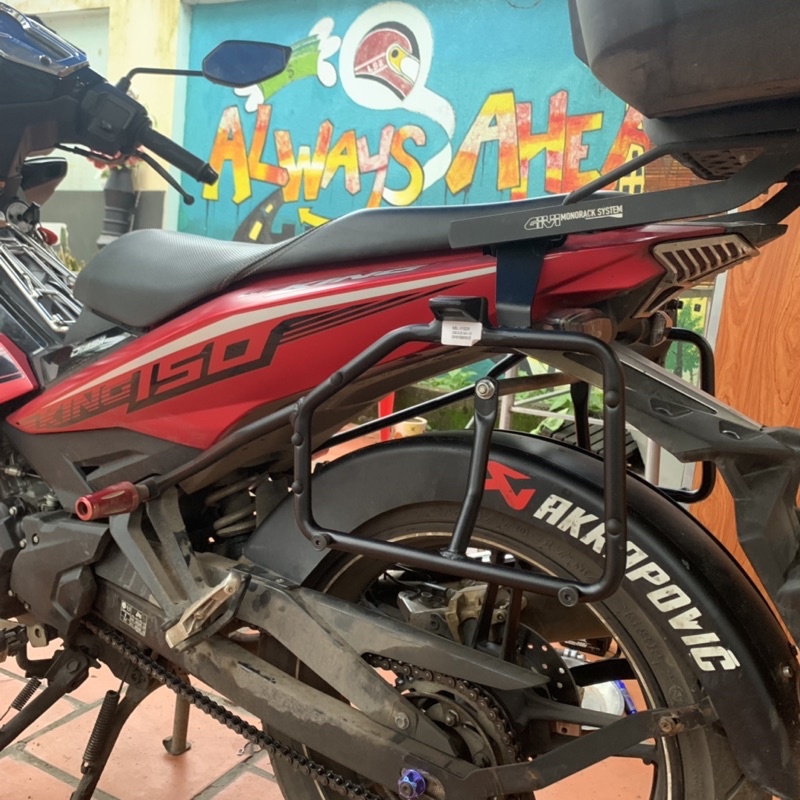 Baga hông gắn thùng đôi Givi cho Exciter 150