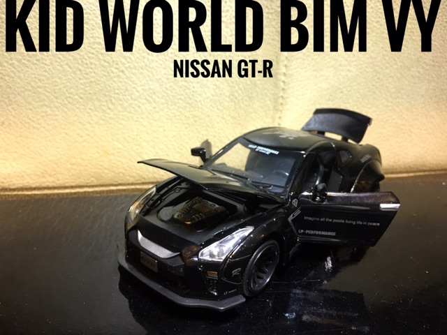 Xe mô hình Nissan GT-R. Tỷ lệ 1:32.