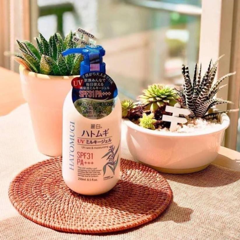 Sữa dưỡng thể Hatomugi SPF31 PA+++ 250ml dưỡng thể chống nắng trắng da Tokyo Mart | BigBuy360 - bigbuy360.vn