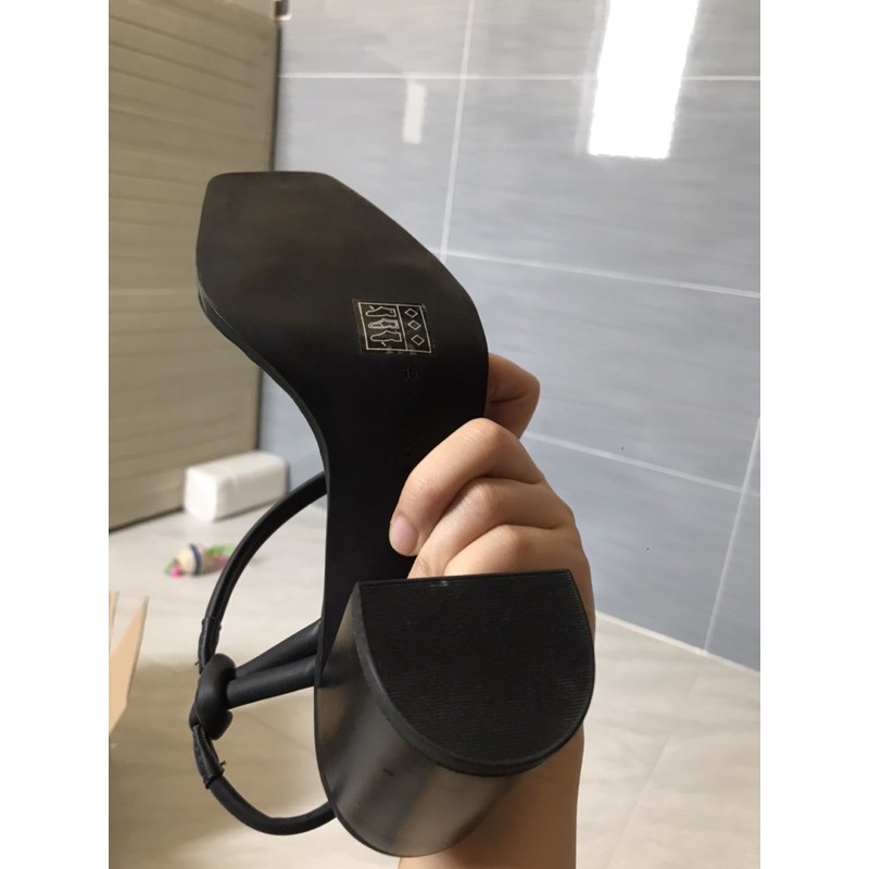 Sandal cnk size 35 new