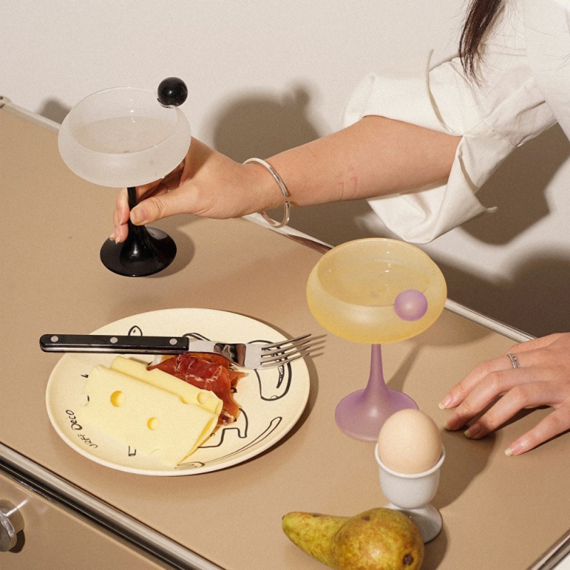 Ly Thủy Tinh Uống Cocktail Có Chân Cao Nhiều Màu