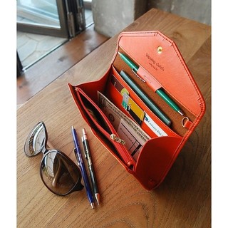 Ví cầm tay Tripping wallet dáng dài