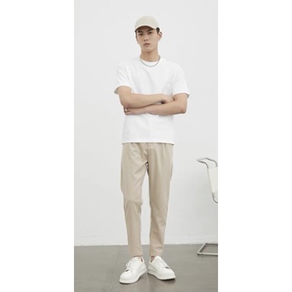Áo thun trơn basic ngắn tay không cổ nam nữ của feeny closet, áo phông trơn basic ngắn tay cổ tròn feeny closet