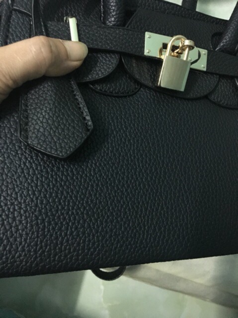 Túi Hai quai kèm khăn và ổ khoá