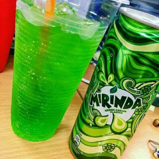 Nước Ngọt Mirinda Xanh