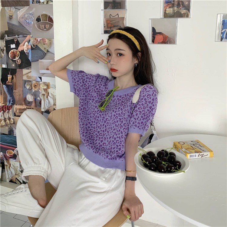 Áo thun tay ngắn họa tiết da báo thời trang cá tính cho nữ | BigBuy360 - bigbuy360.vn