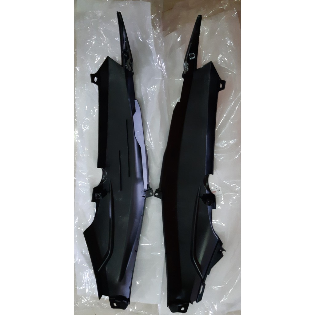 Ốp sườn Sirius đen Yamaha