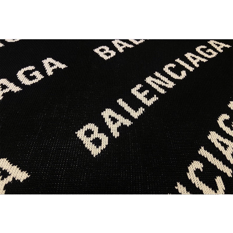 Áo len cổ tròn Balen.ciaga màu đen hàng loại 1 chất dày dặn BA0650