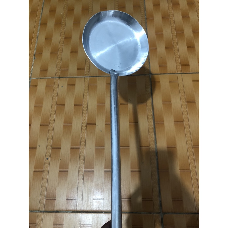 Muôi tráng bánh cuốn, chất liệu nhôm nguyên chất, siêu nhẹ, siêu bền sử dụng cực kỳ dễ dàng có 3 size