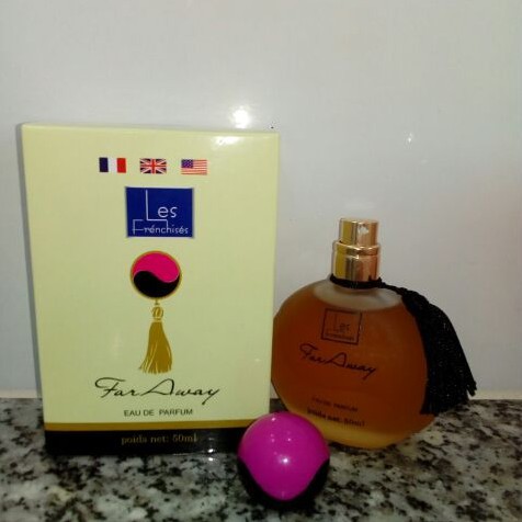 Nước hoa Unisex cao cấp Les Frenchises Far Away chính hãng 50ml - NPP Bizshop